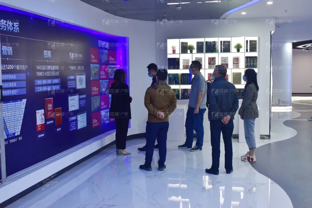 宏光實業(yè)集團(tuán)領(lǐng)導(dǎo)到訪臣通